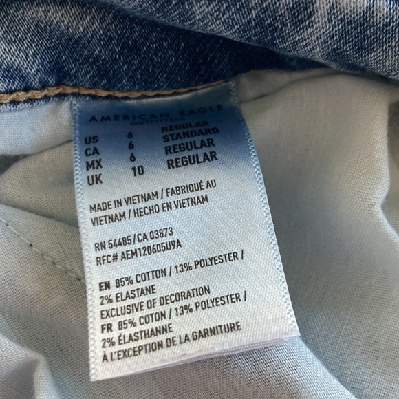 American Eagle Jeans - Picture 3 of 6